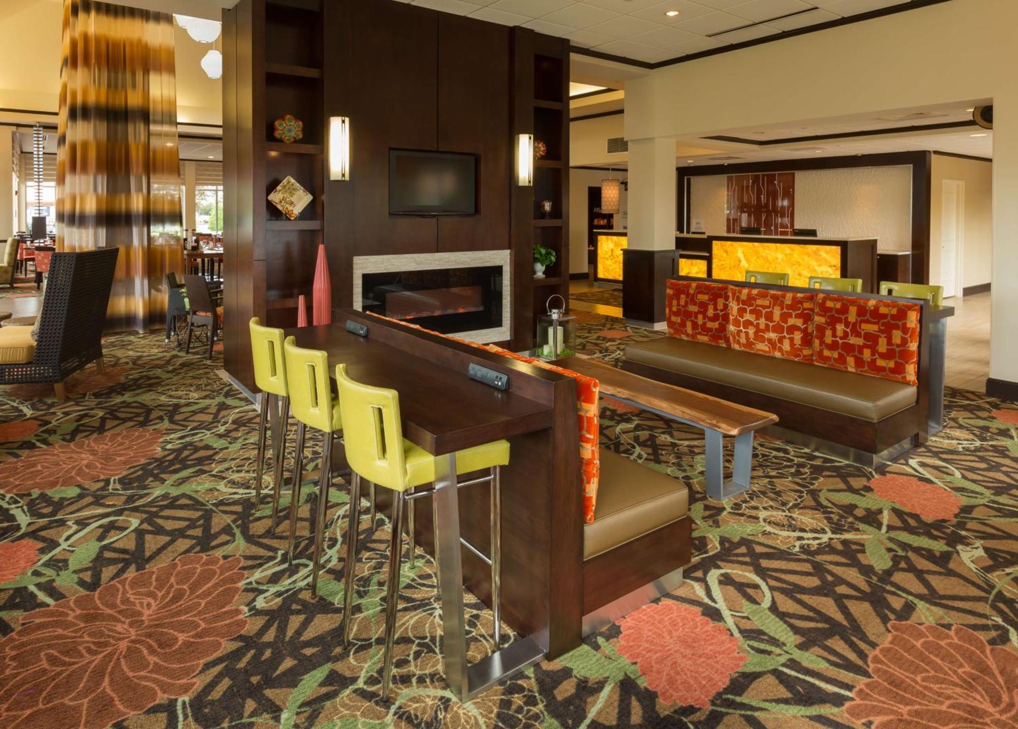 Hilton Garden Inn Buffalo Airport Cheektowaga Exterior foto
